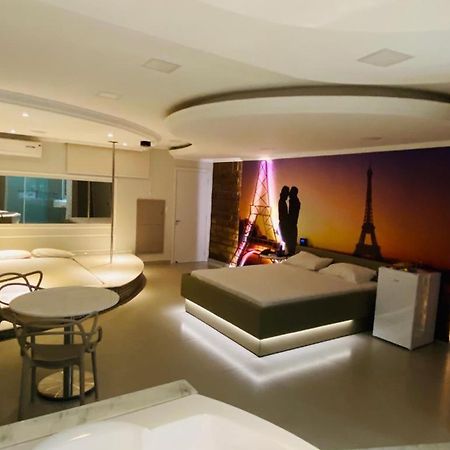 Motel Casa De Pedra Caràzinho Екстериор снимка
