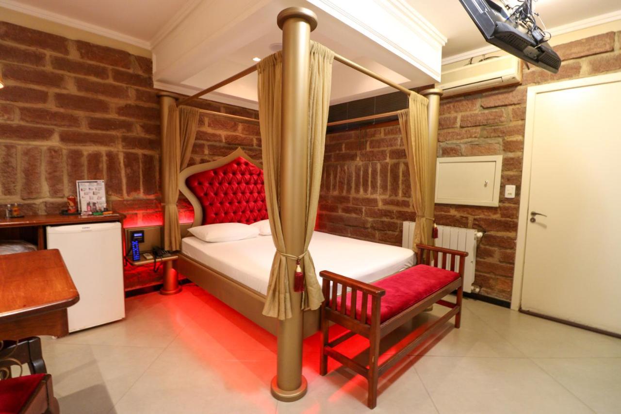 Motel Casa De Pedra Caràzinho Екстериор снимка