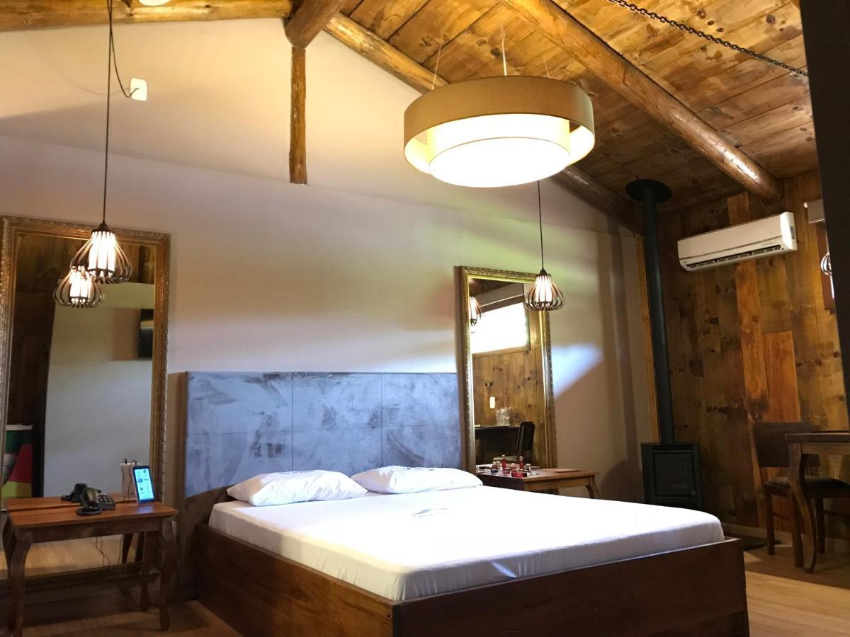 Motel Casa De Pedra Caràzinho Екстериор снимка